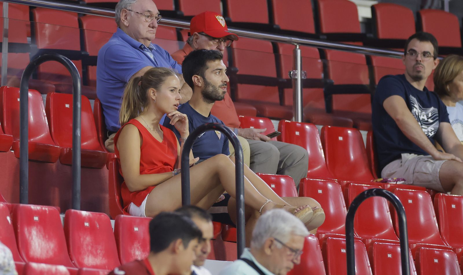 Búscate en las fotos del Sevilla fc-Girona