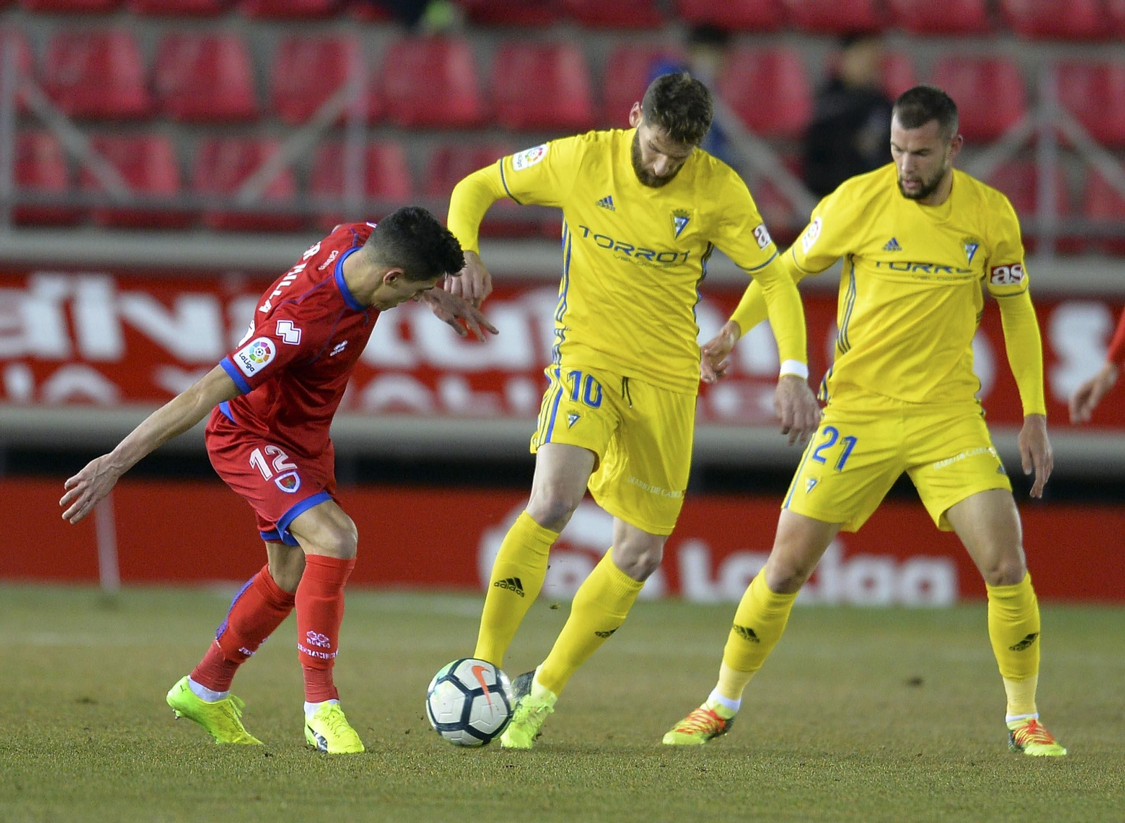 El Numancia-Cádiz CF, en imágenes