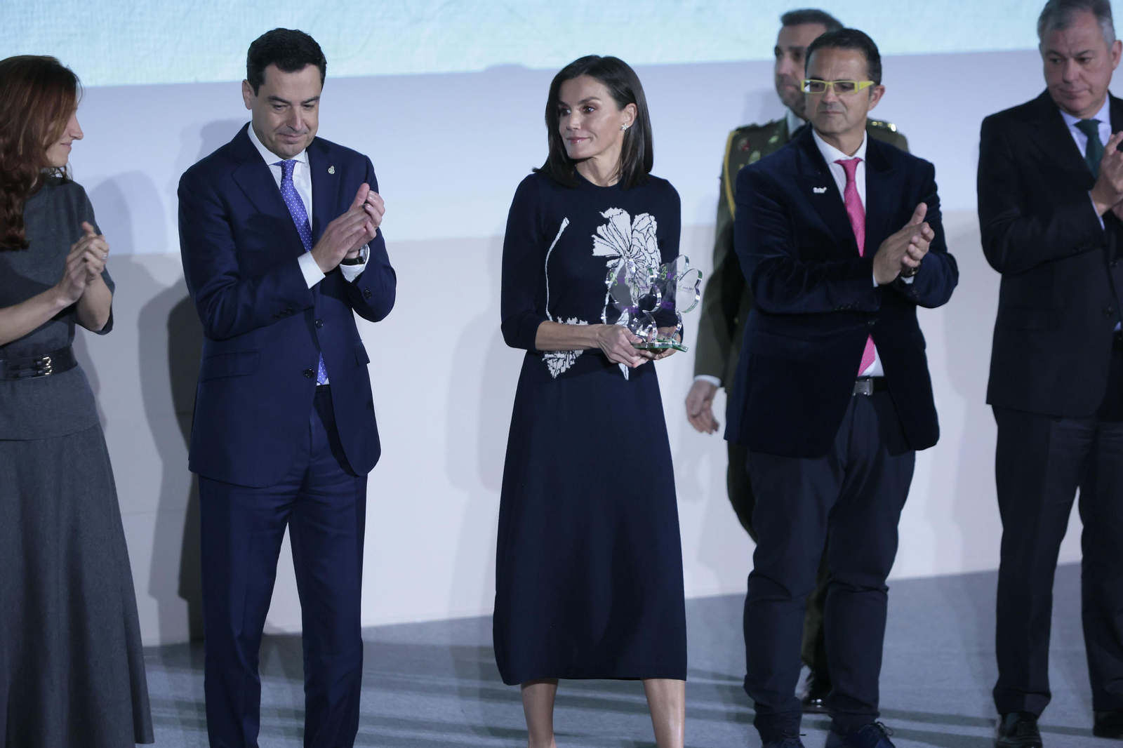 Las imágenes de la reina Leticia en el congreso de enfermedades raras