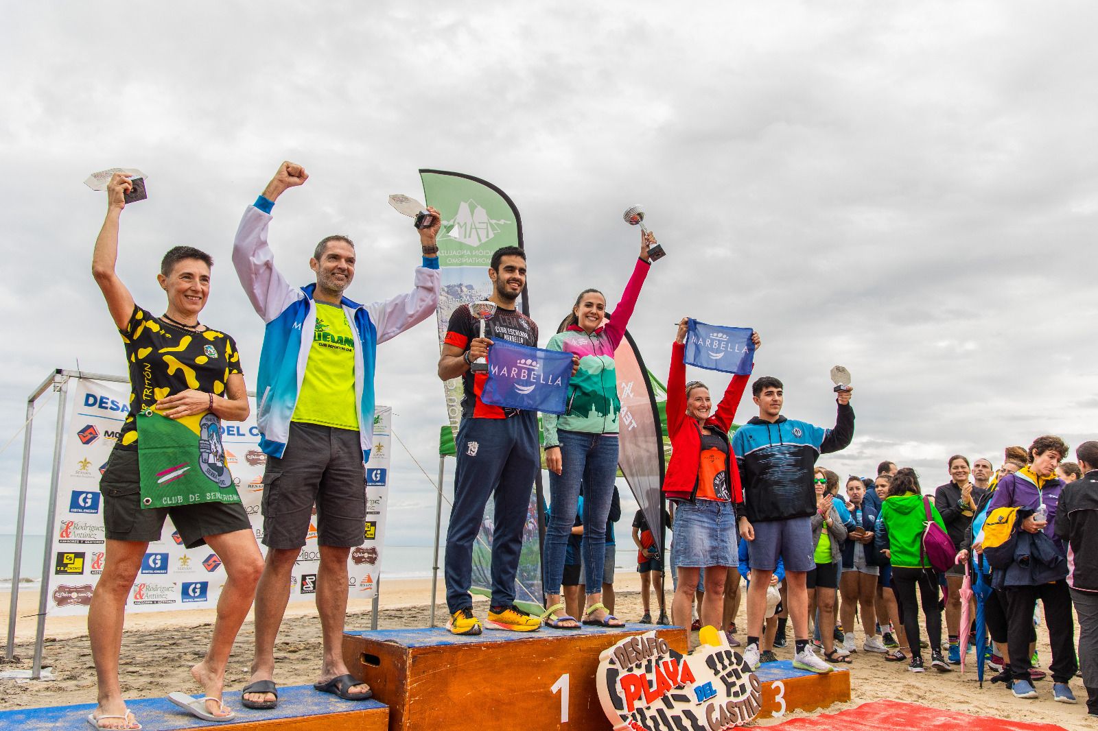 Imágenes del V Desafío Solidario Playa del Castillo de San Fernando.