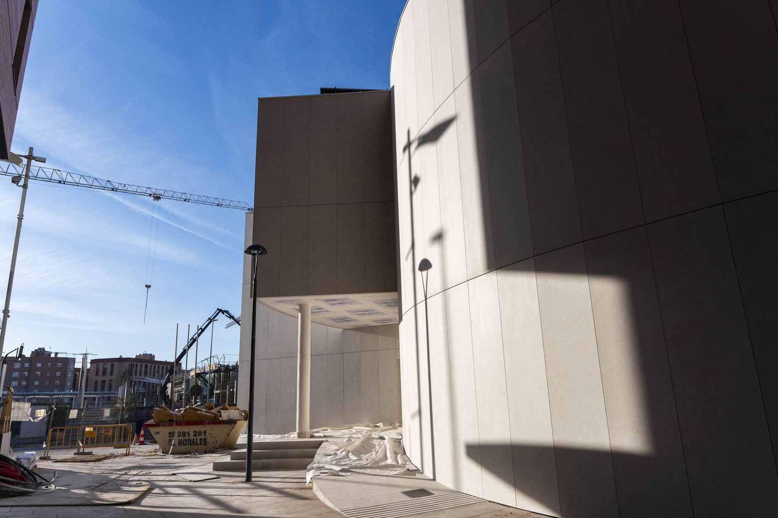 Fotogalería de las obras del Preventorio: el jardín vertical, protagonista de la rehabilitación
