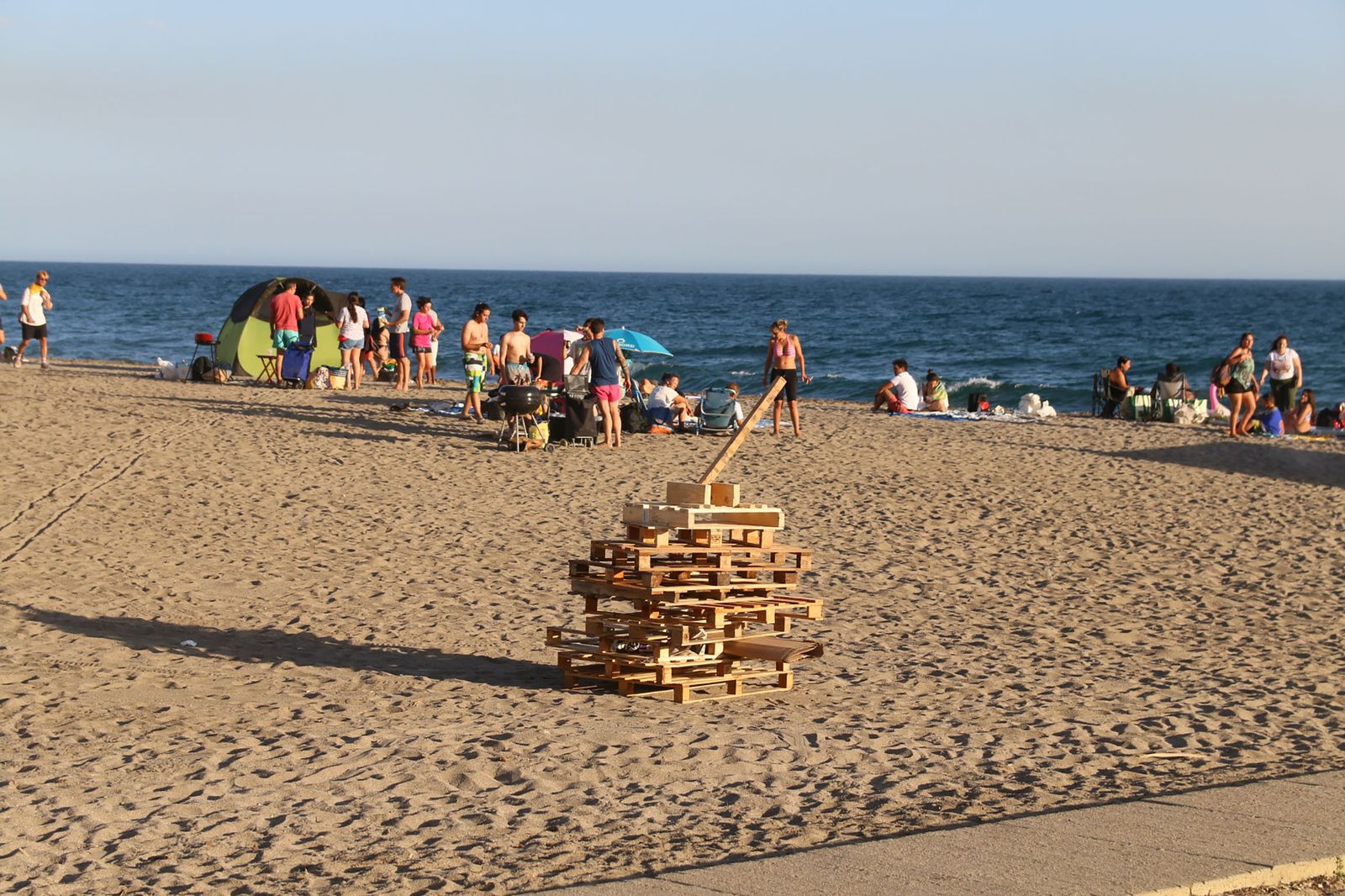 Fotogalería de los preparativos de la noche de San Juan