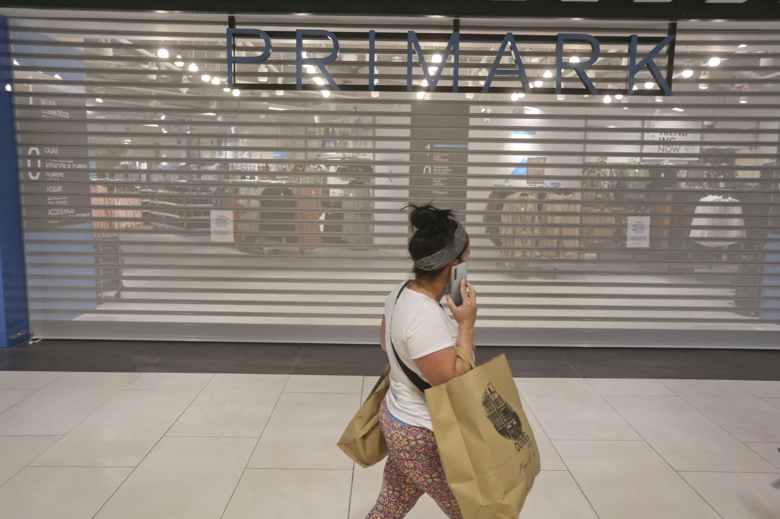 Chasco en el centro comercial Larios: el Primark sigue cerrado.