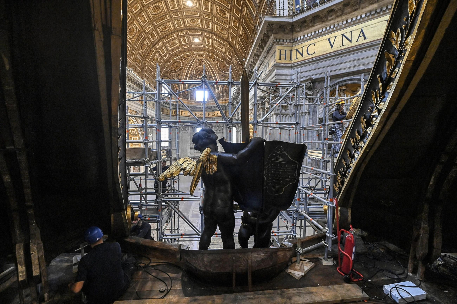 Restauración del Baldaquino de Bernini en el Vaticano