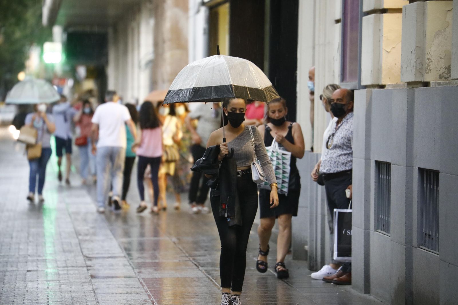La tarde de tormenta y lluvia en Córdoba, en imágenes