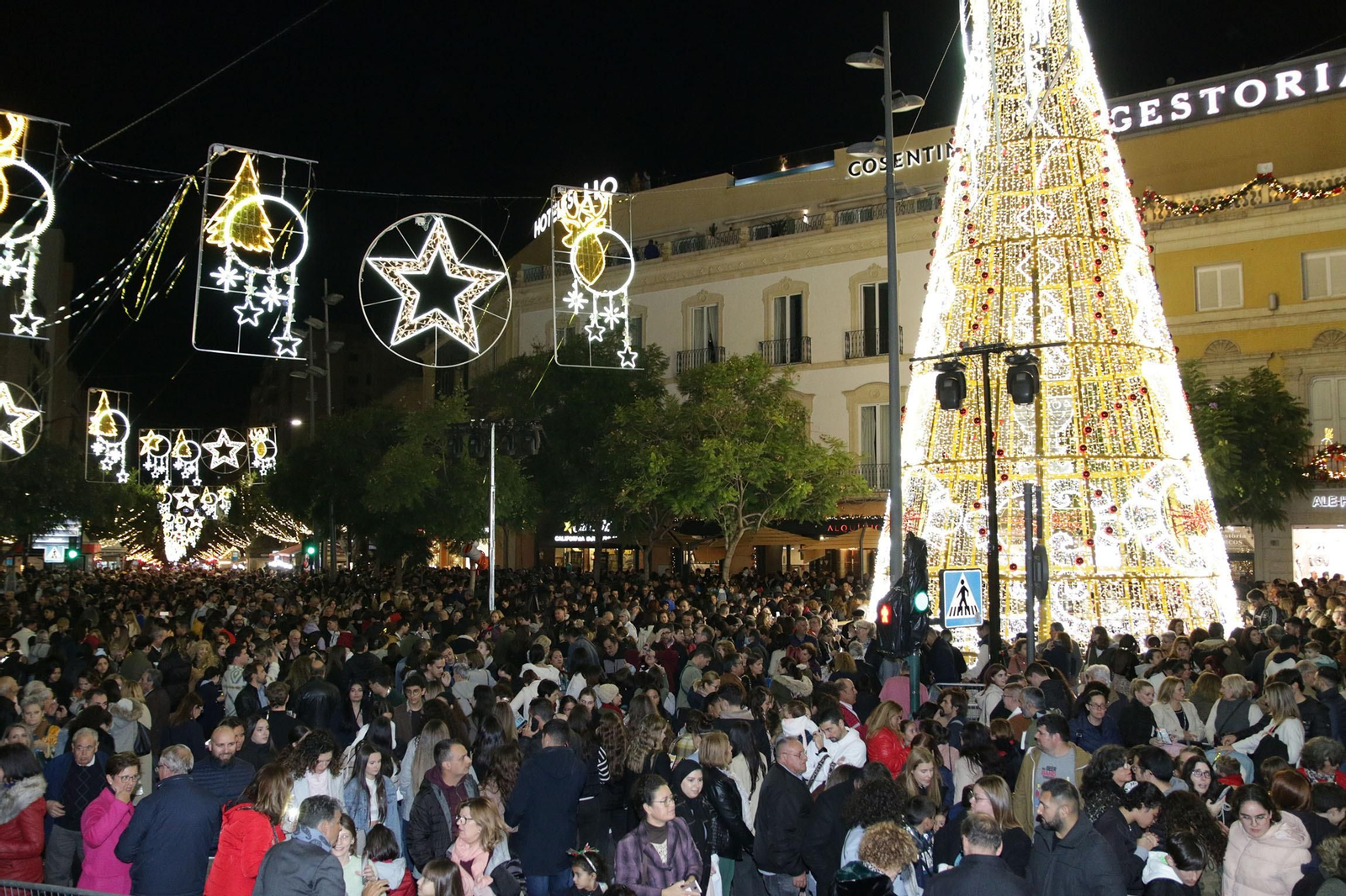 El encendido navideño de Almería, en imágenes