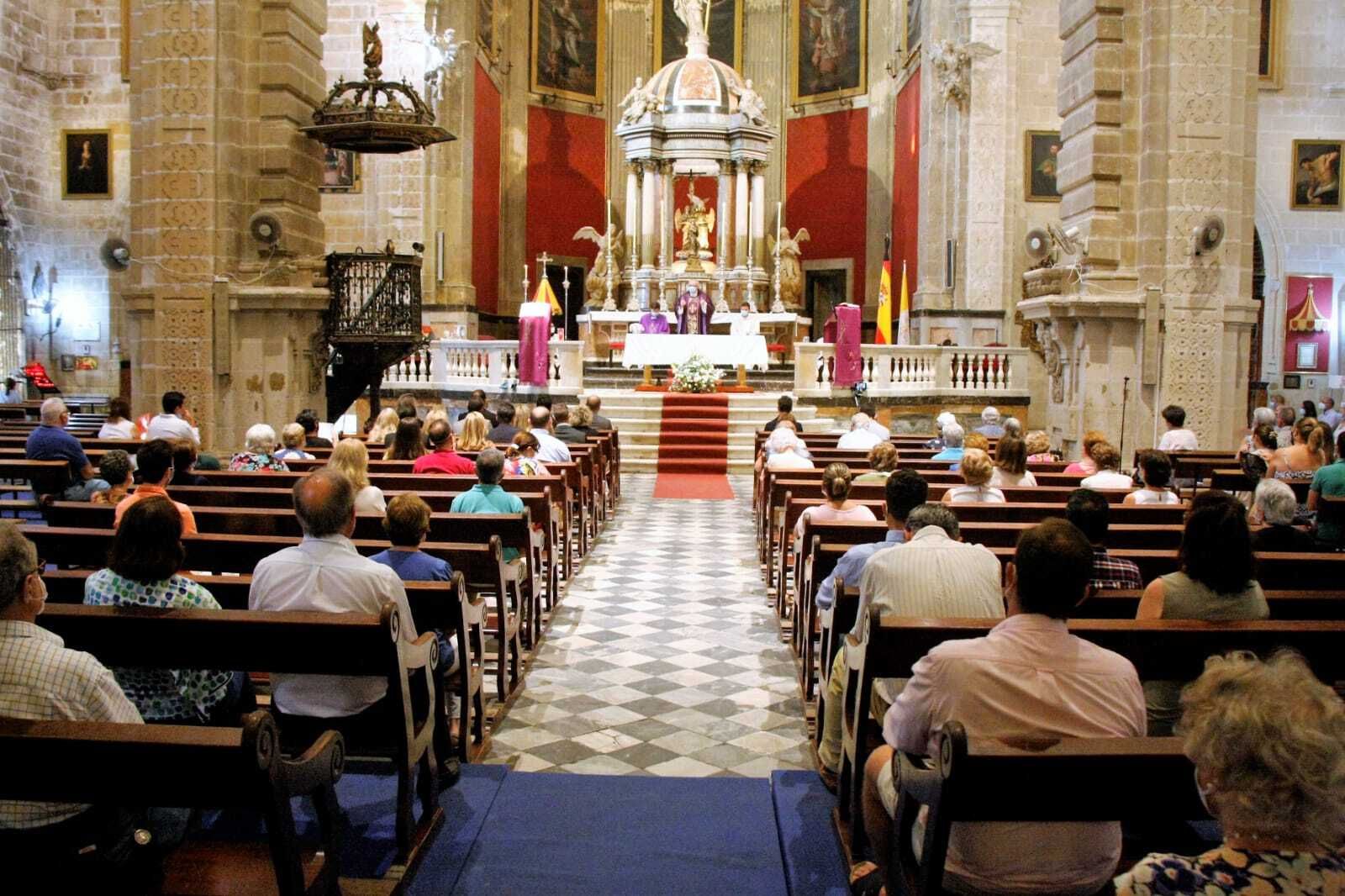 Misa en la Basílica de Los Milagros por las víctimas del coronavirus