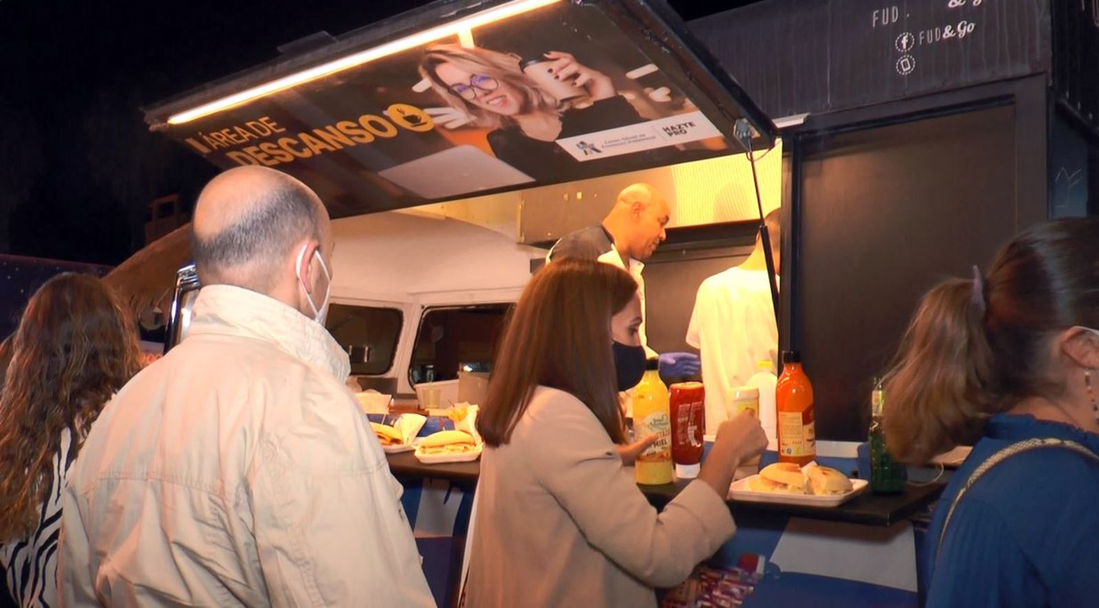 Una de las 'gastronetas' participantes en el Food Truck Festival