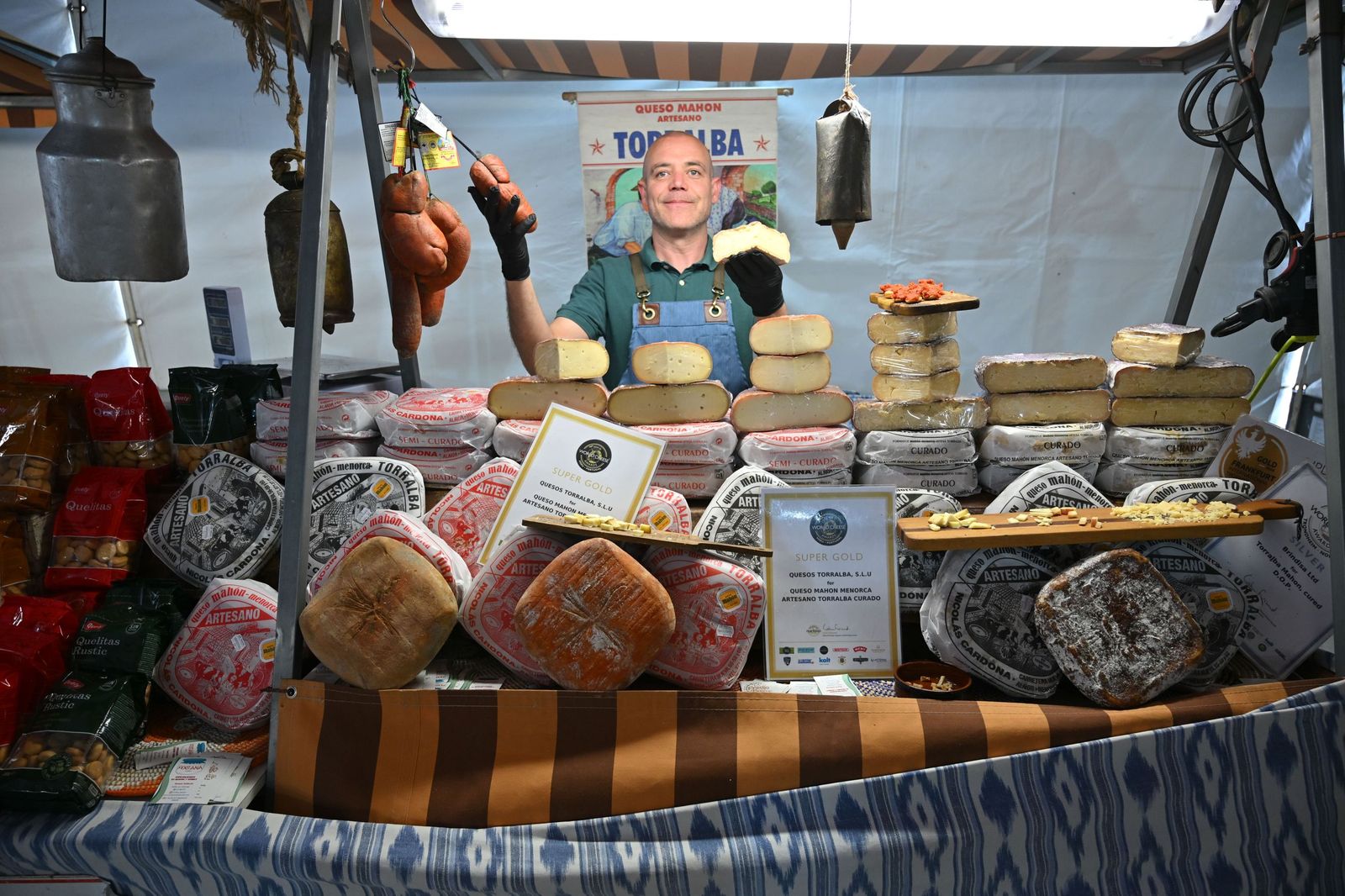 Un buen plan para el fin de semana: deguste el mejor queso artesanal en la Rambla de Almería