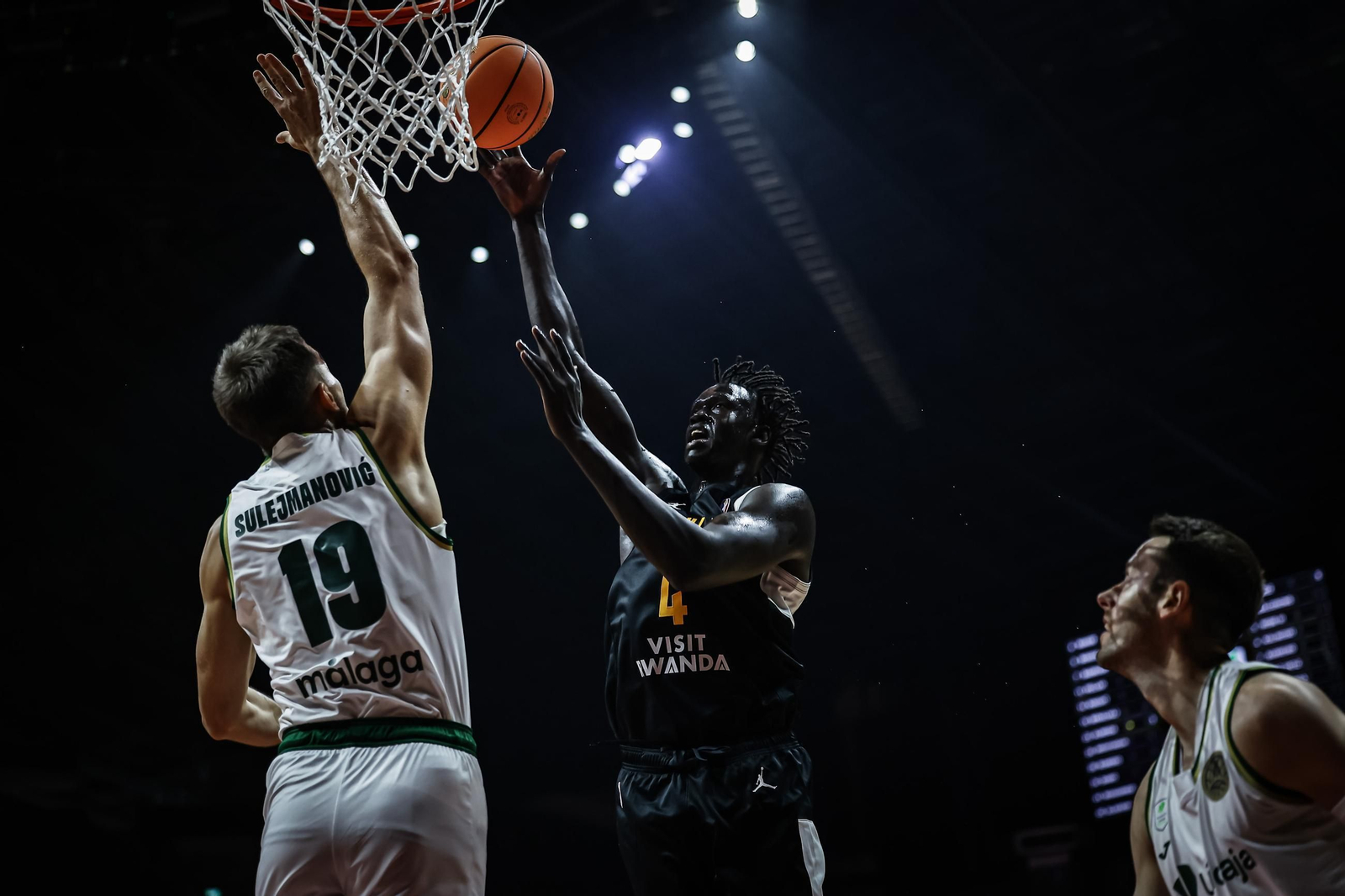 Las fotos del Unicaja - Al Ahli de la Copa Intercontinental de baloncesto