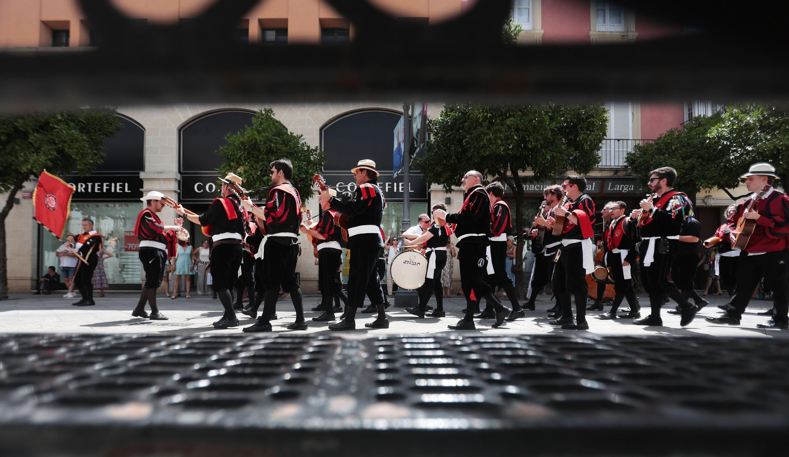 Pasacalles del Certamen de Tunas 'Ciudad de Jerez'