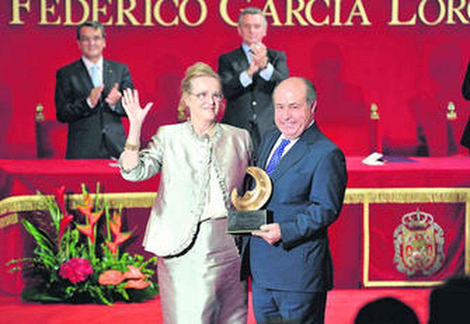 Atencia recibe el premio García Lorca