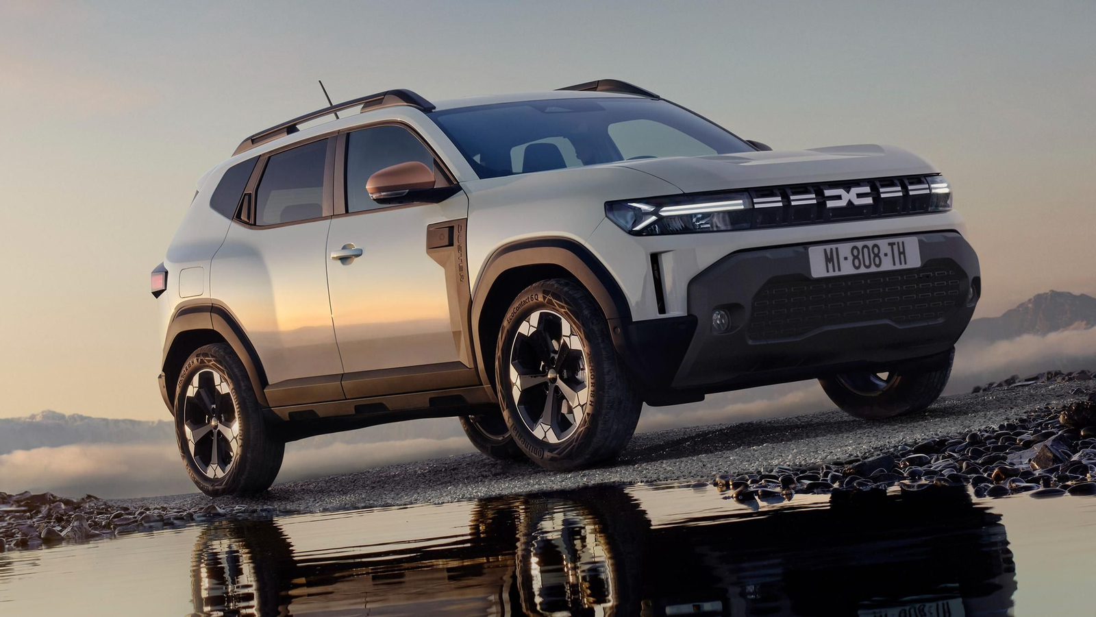 Dacia incorpora la versión Hybrid-G 150 4x4 en sus SUV Duster y Bigster