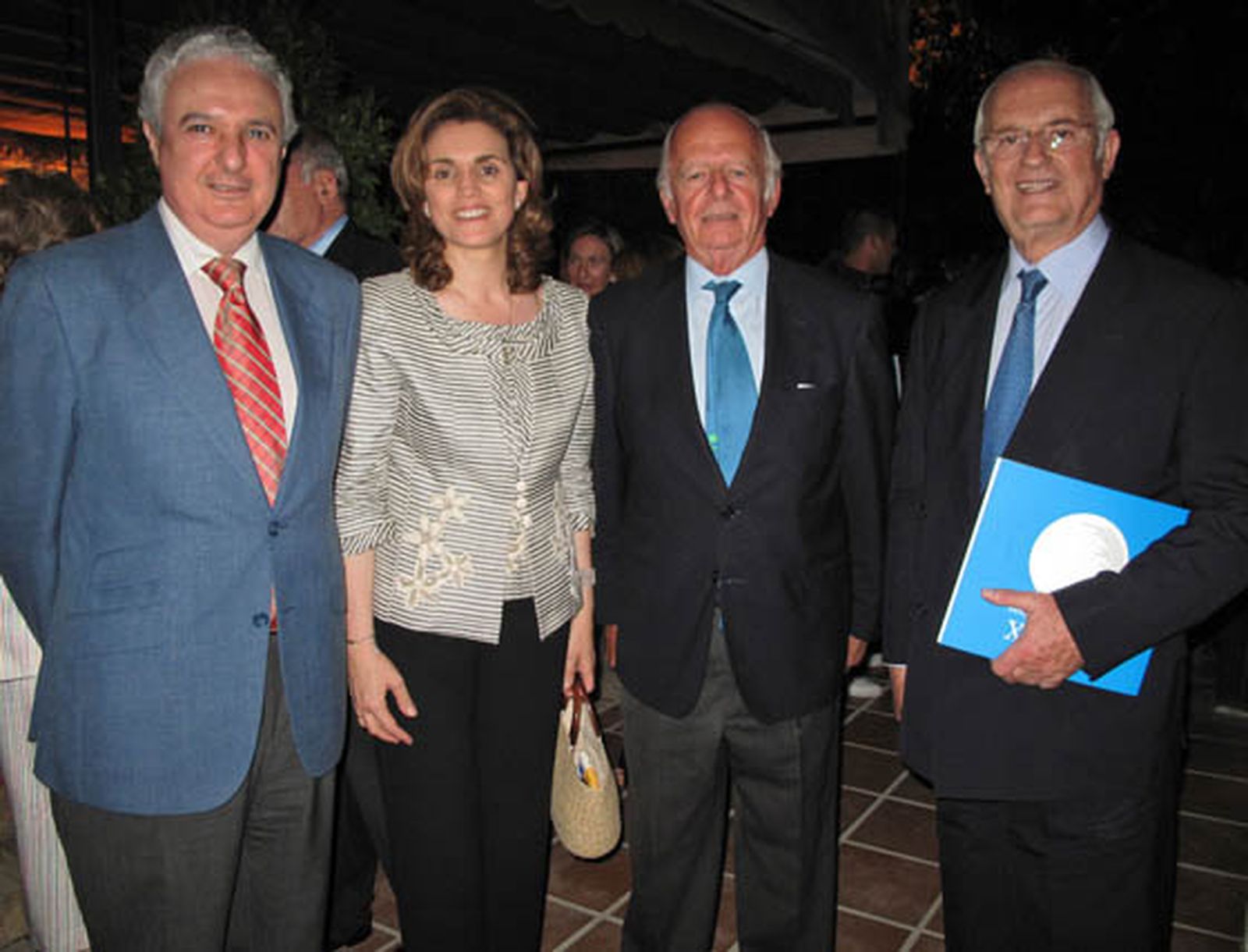 Francisco Guerrero, María José Uruñuela, Luis Manuel Halcón de la Lastra, conde de Peñaflor, y Luis Uruñuela.

Foto: Victoria Ramírez