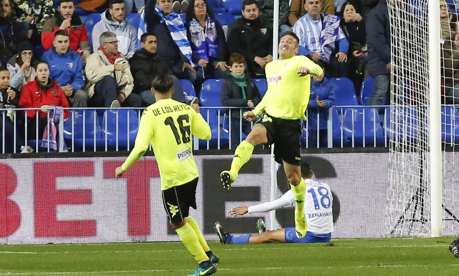 Piovaccari celebra uno de sus tantos al Málaga en el duelo copero de la 16-17. Piovaccari celebra uno de sus tantos al Málaga en el duelo copero de la 16-17.