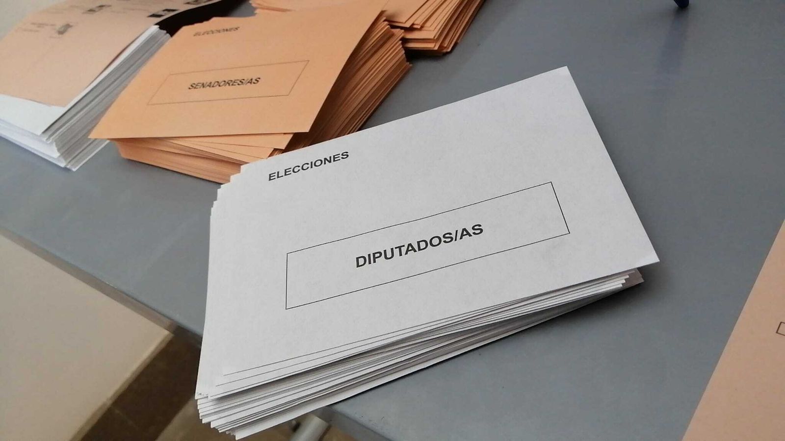 Las imágenes de la jornada electoral en Sevilla