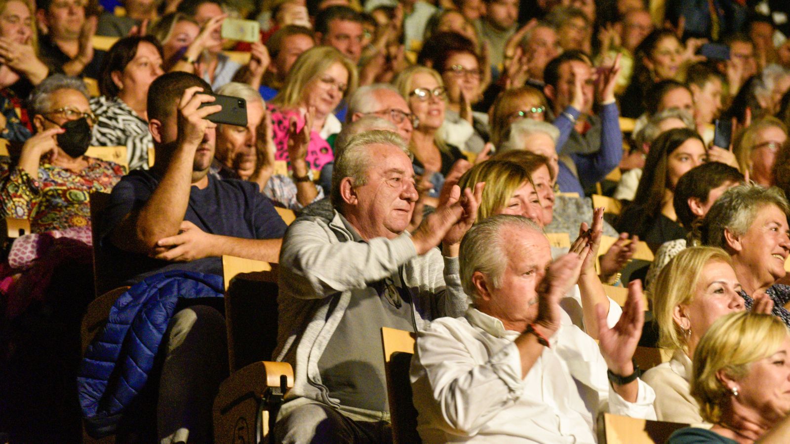 Ecos del Rocio el concierto en la Línea