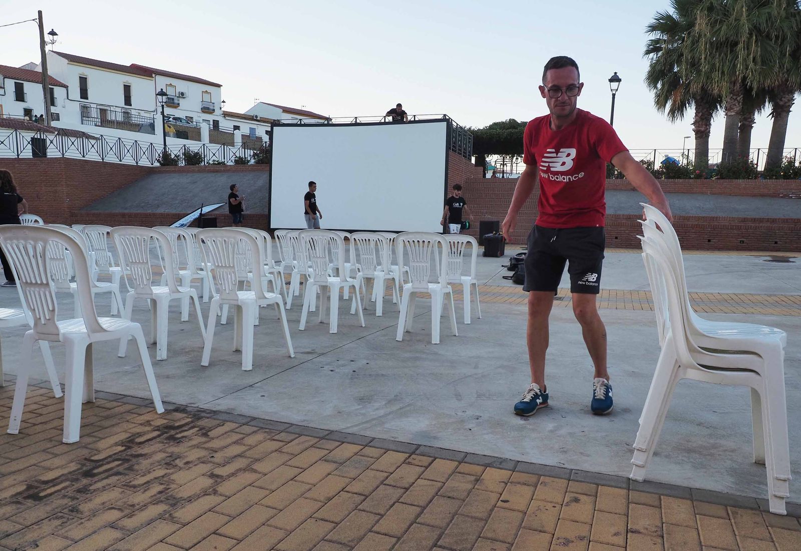 Imágenes del ciclo de cine en los pueblos de la Diputación de Huelva.