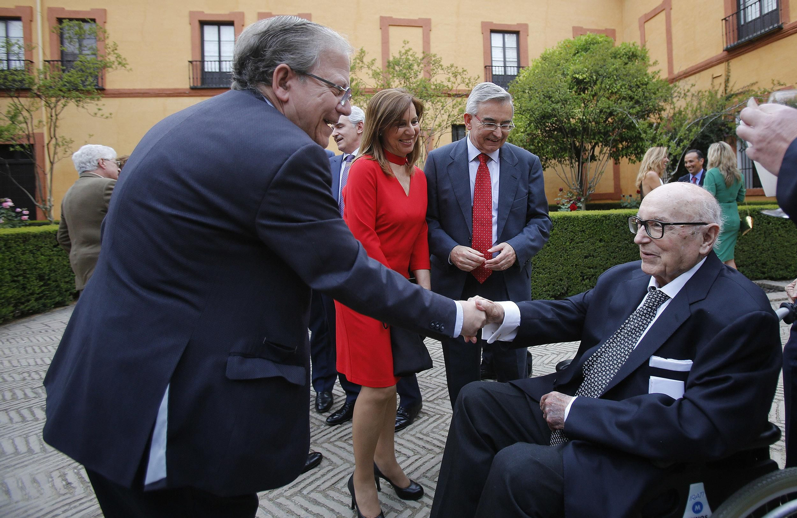 Los asistentes al VII Premio Manuel Clavero
