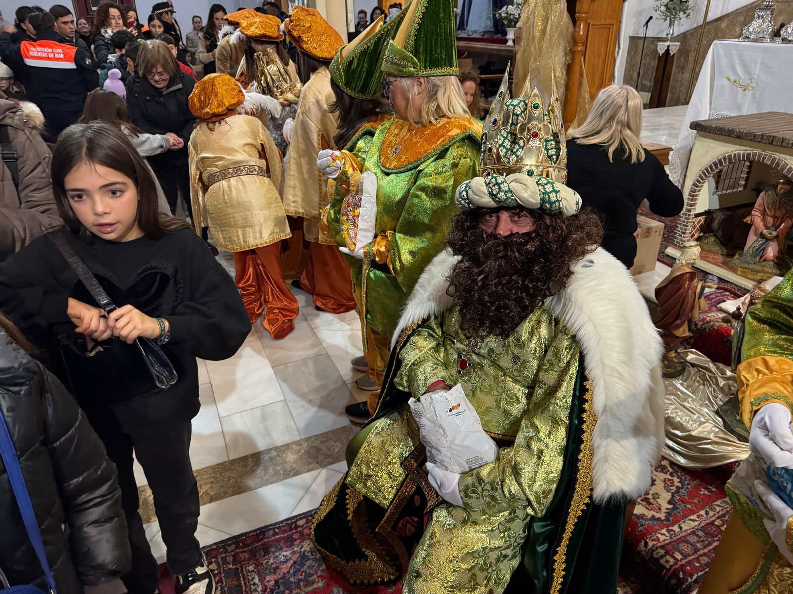 El éxito de la llegada de los Reyes Magos a Roquetas de Mar, en imágenes