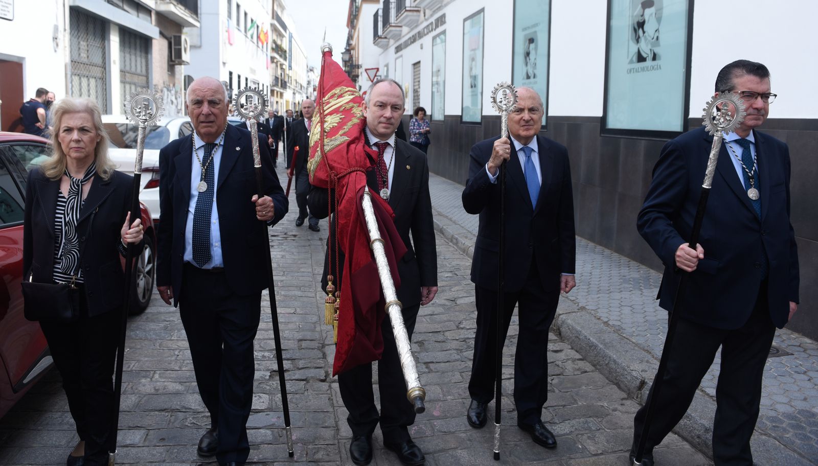 La procesión eucarística de la Parroquia de San Lorenzo, en imágenes