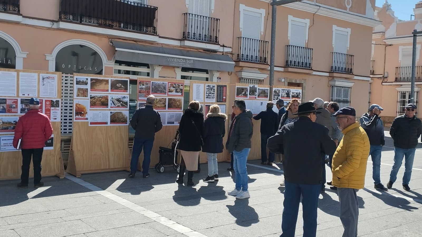 Exposición fotográfica y documental relacionada con la represión y la recuperación de la memoria histórica en Puerto Real.