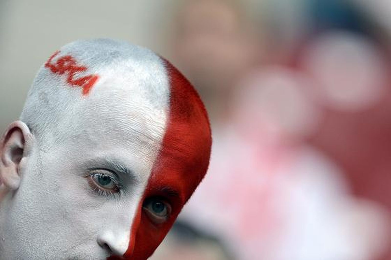 Polonia y Rusia empatan 1-1 en un partido loco en el que cualquiera pudo ganar.

Foto: EFE
