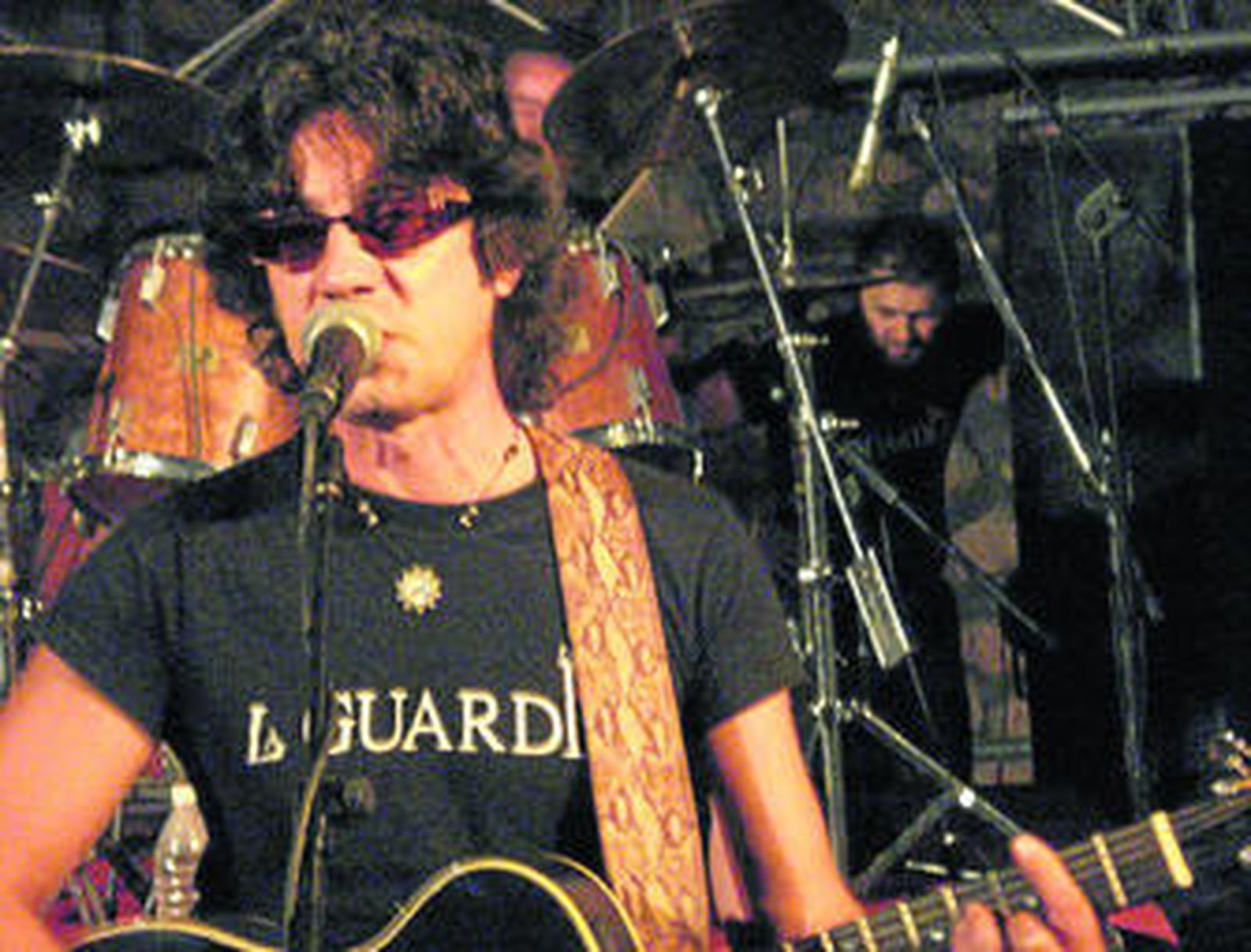 Manuel España, cantante de La Guardia.