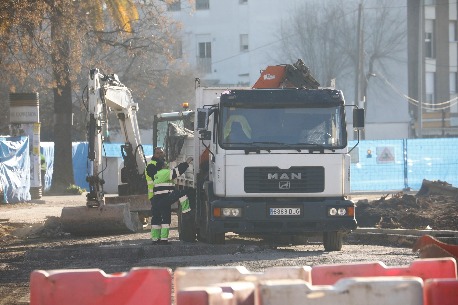 Las obras de la carretera de Trassierra de Córdoba avanzan a buen ritmo Las obras de la carretera de Trassierra de Córdoba avanzan a buen ritmo