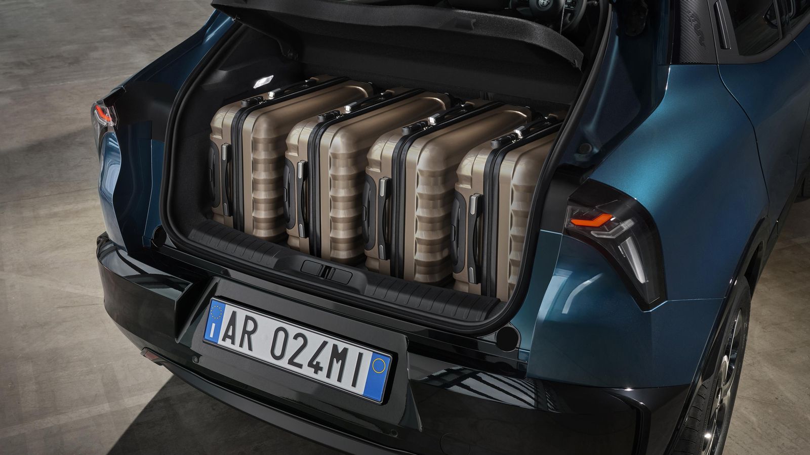 El maletero promete una capacidad de 415 litros en su maletero.