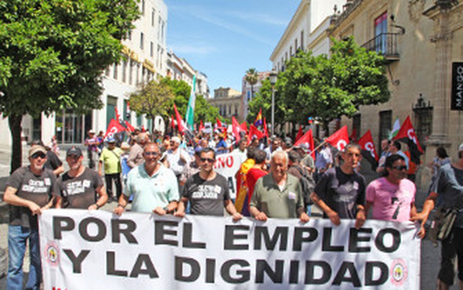 El asalariado en Cádiz gana 3.000 euros menos que la media española