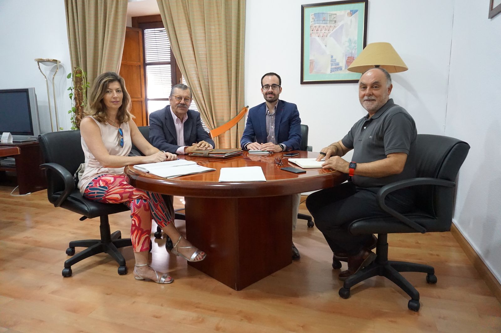 Reunión entre Ángel Herrador y representantes de la Asociación de Organizadores de Congresos.