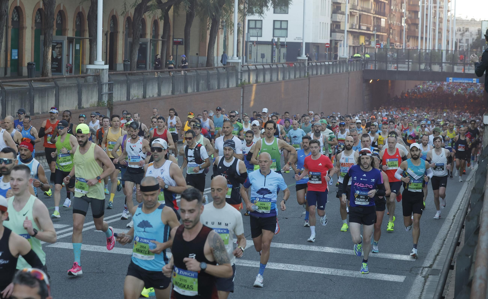 Búscate en el Zurich Maratón de Sevilla 2025