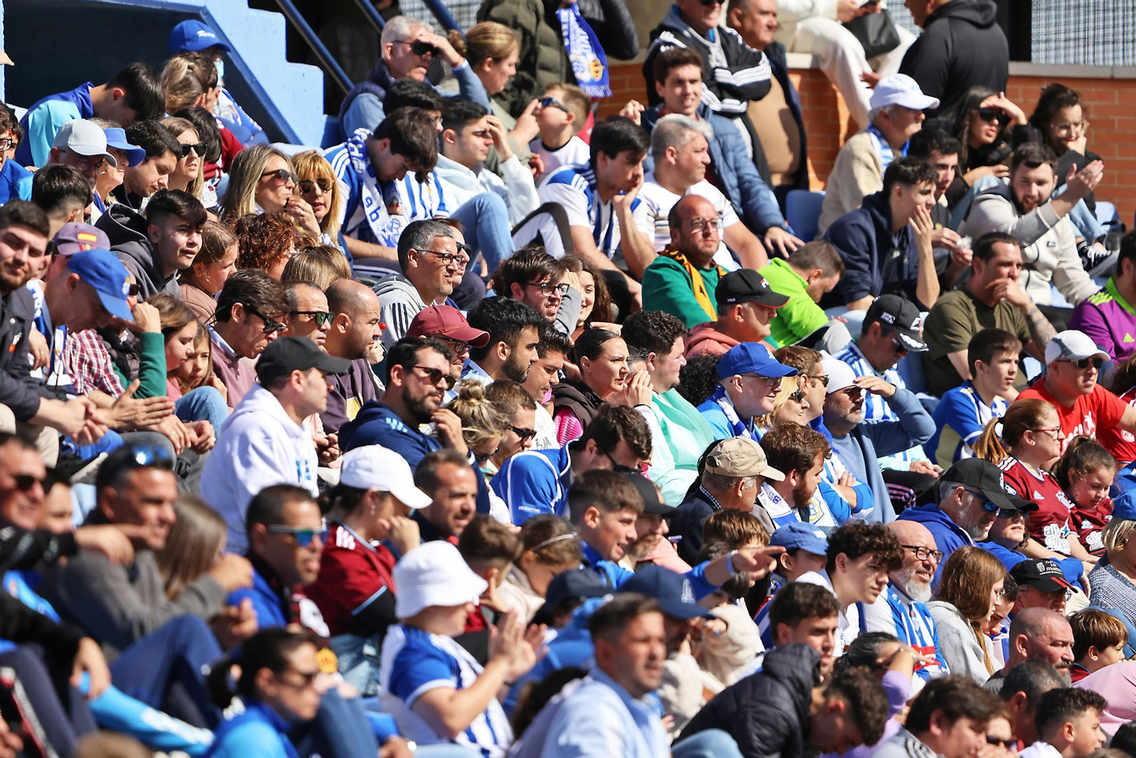 Ambiente en las gradas del Recreativo de Huelva vs AD Ceuta FC