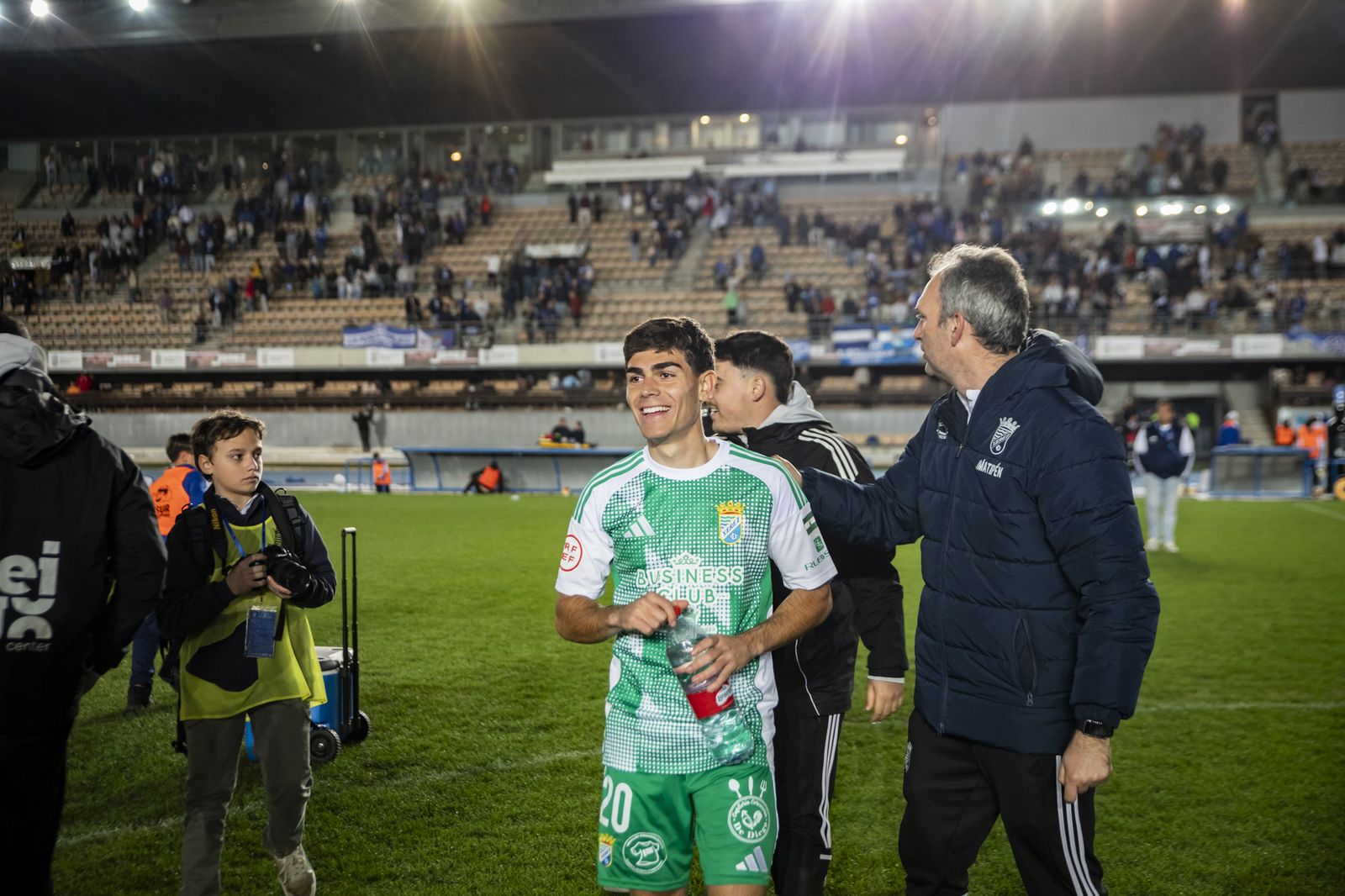 Imágenes del partido entre el Xerez CD y el Yeclano Deportivo en Chapín