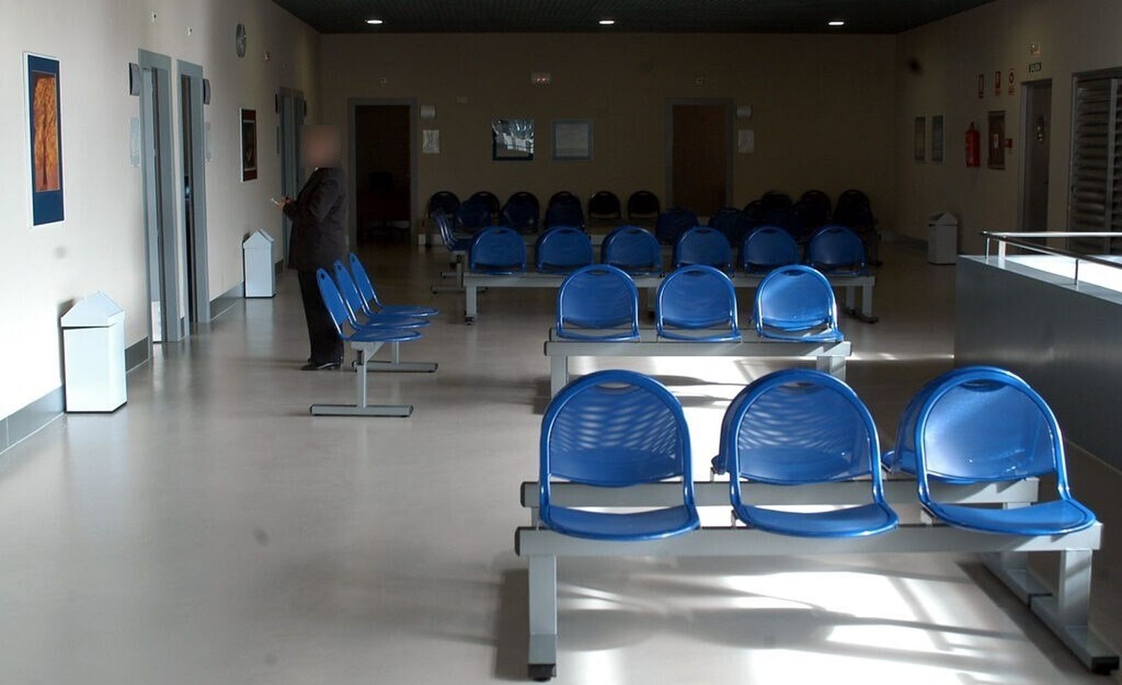 La sala de espera de un centro de salud de la capital.