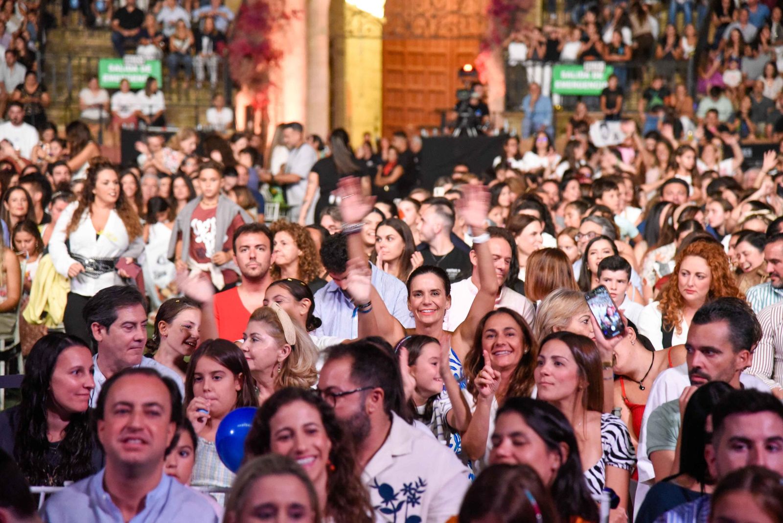 Búscate en el concierto de Camilo en la Maestranza