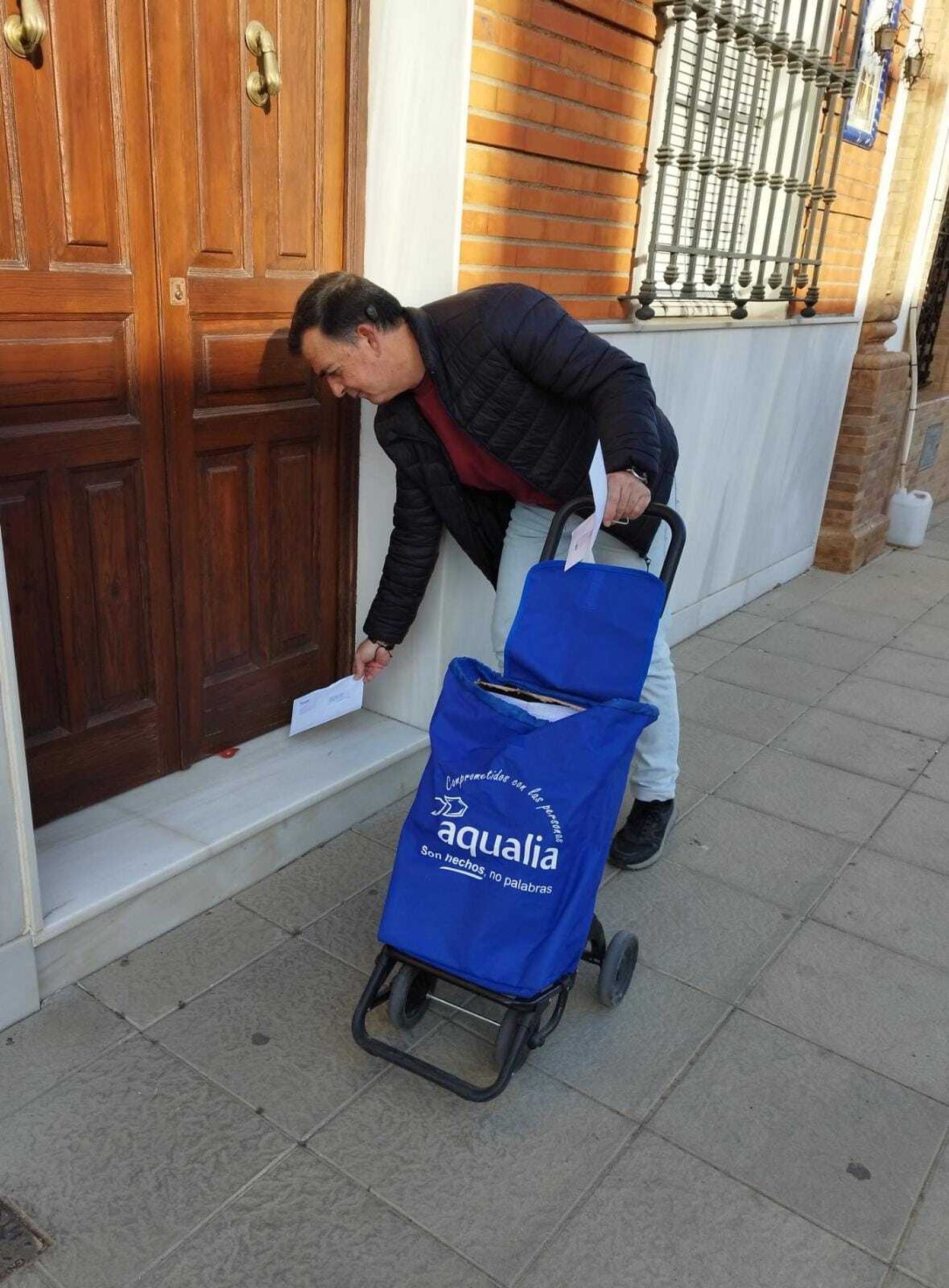 Aqualia y la asociación 'Abriendo Puertas' colaboran en un proyecto de inserción laboral en San Juan del Puerto