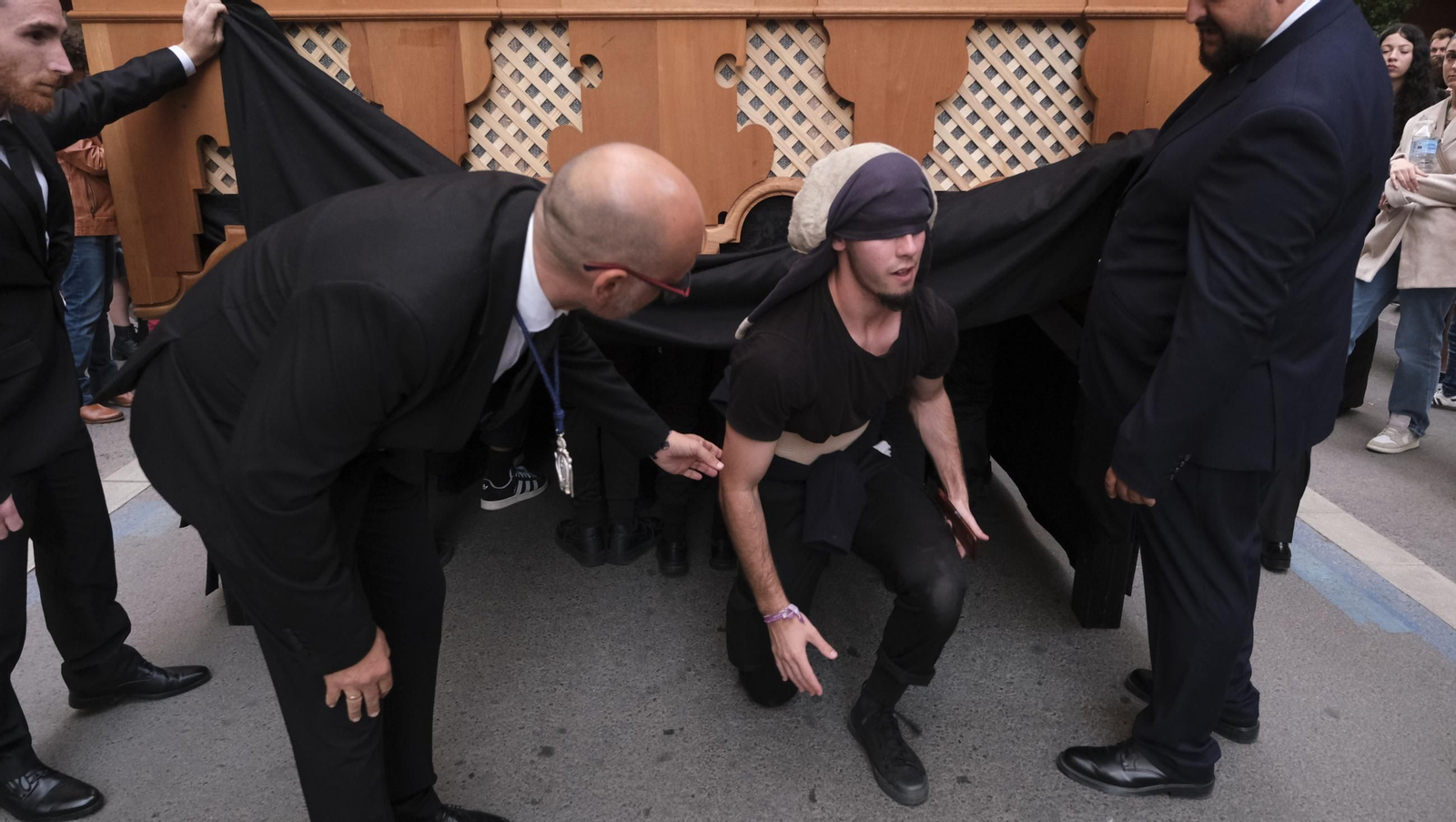Procesión de Caridad en la Semana Santa de Almería 2025