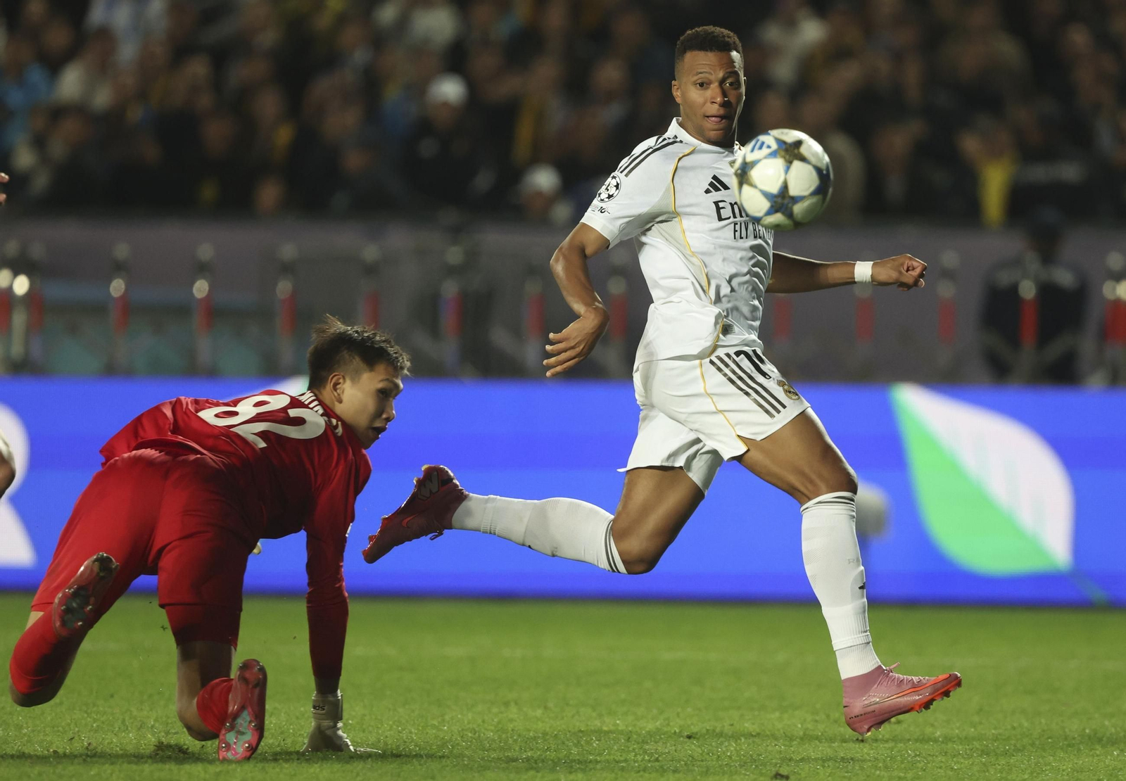 Las mejores fotos del Kairat Almaty-Real Madrid