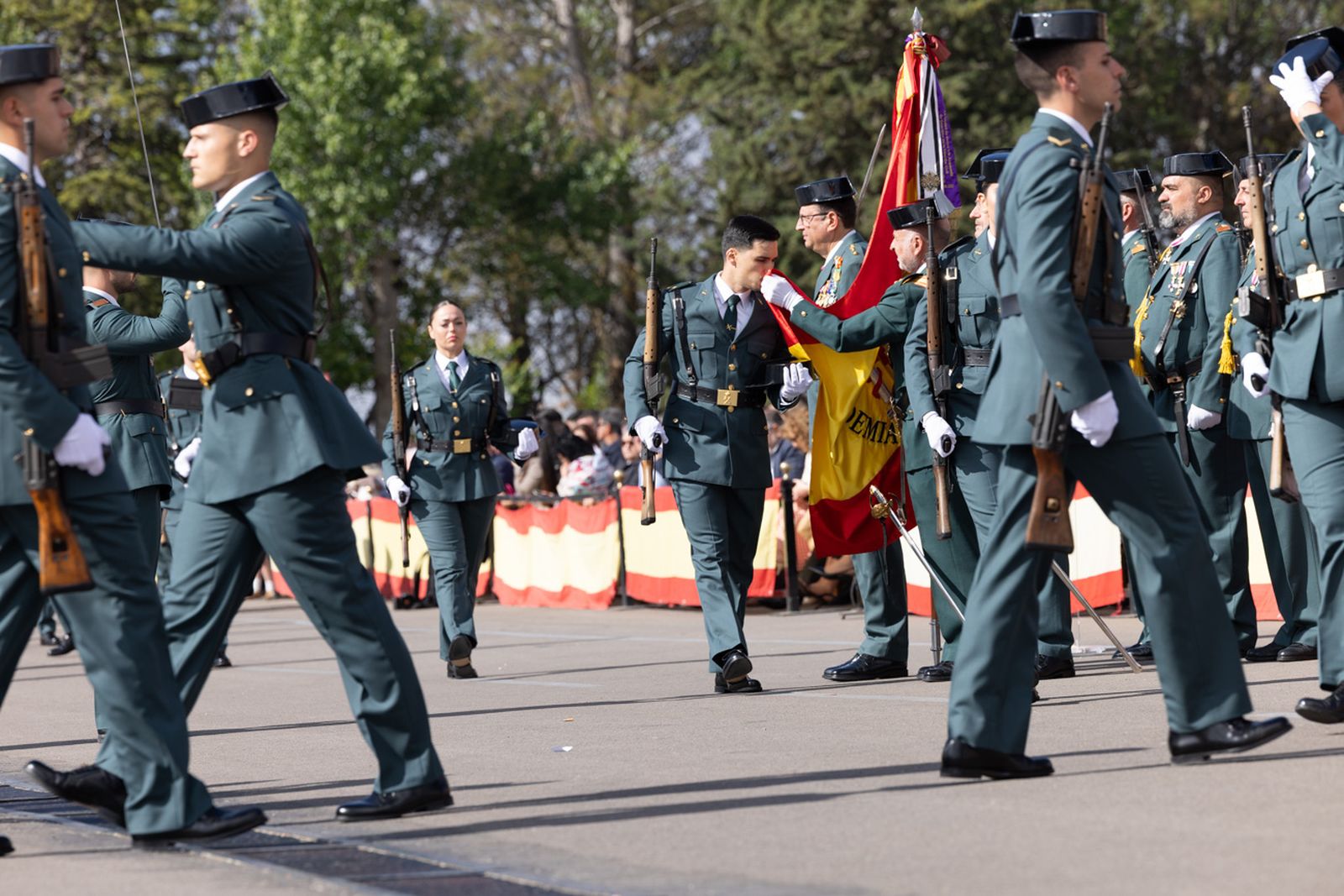 Jura de bandera de la 131 promoción de guardias civiles de la Academia ...