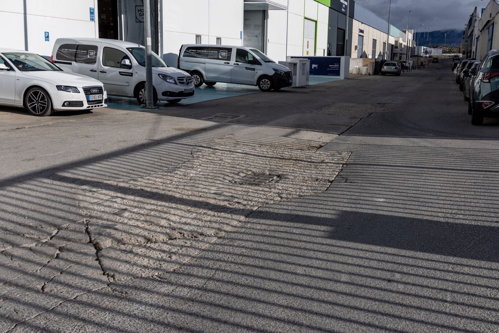 El estado de deterioro del polígono de Los Olivares