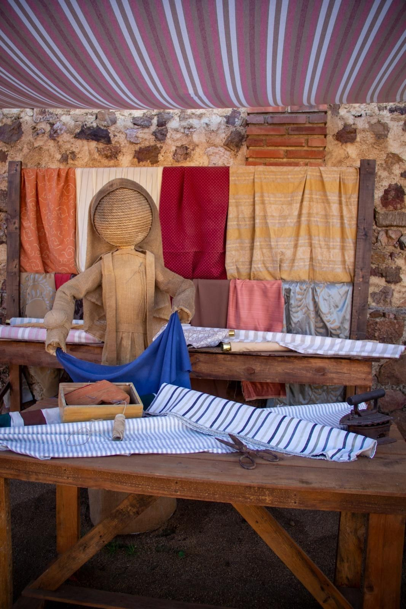 El gran belén artesanal de Los Blázquez, en fotografías