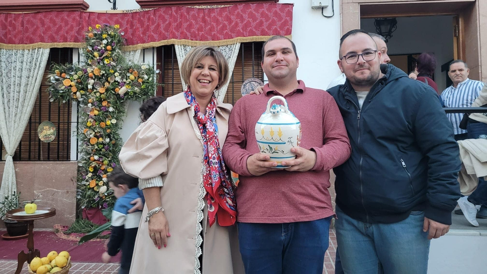 La tradición de la Santa Cruz de Benamejí, en fotografías