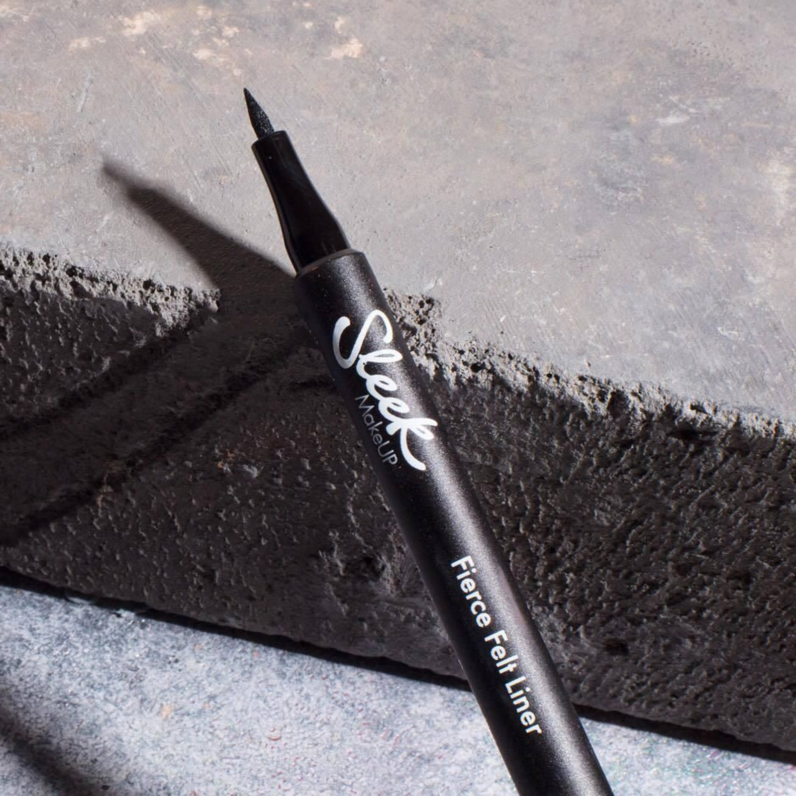 Fierce Felt Liner de Sleek.