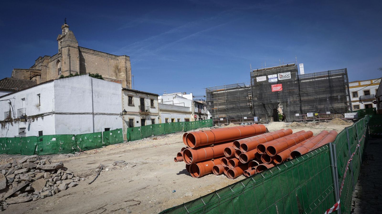 Obras en la plaza del Mercado y en el Palacio de Riquelme.