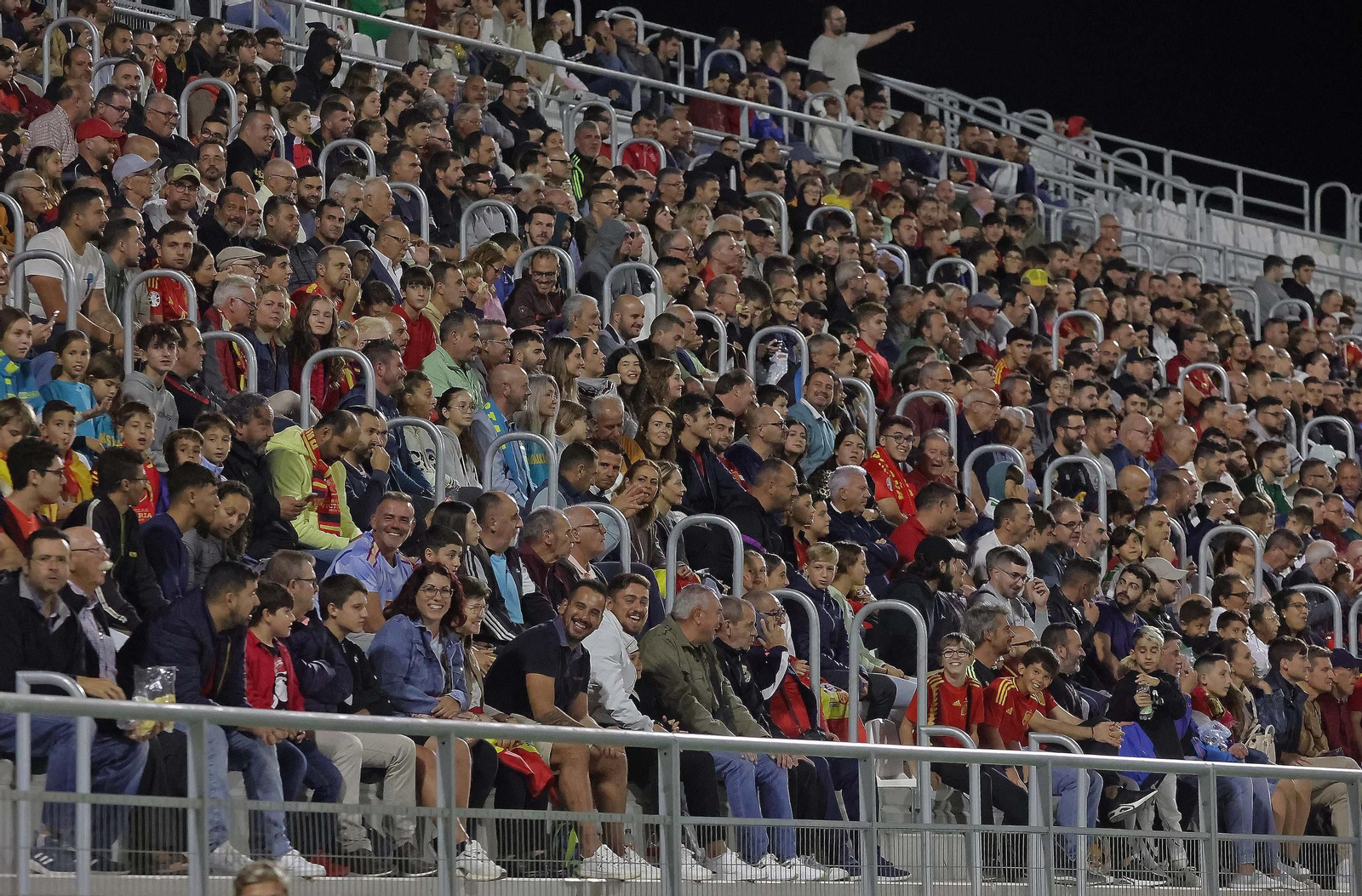 Búscate duratne el España - Kazajistán sub-21 en el Ciudad de La Línea