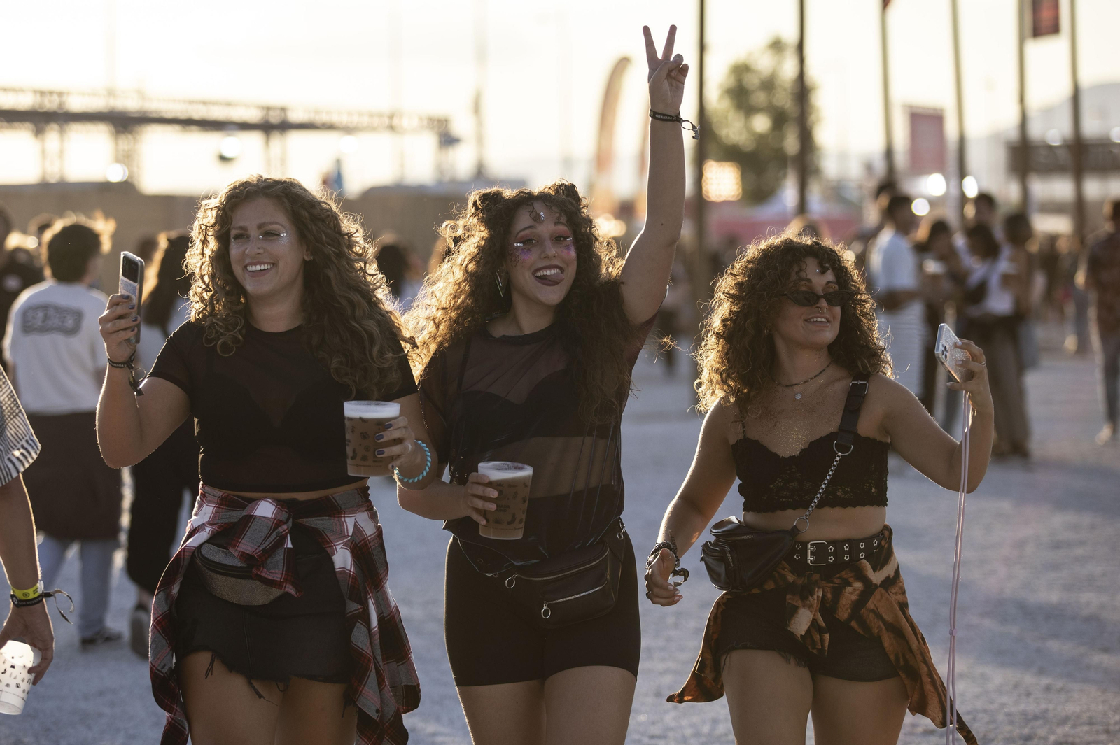 Los primeros acordes del Granada Sound, en imágenes