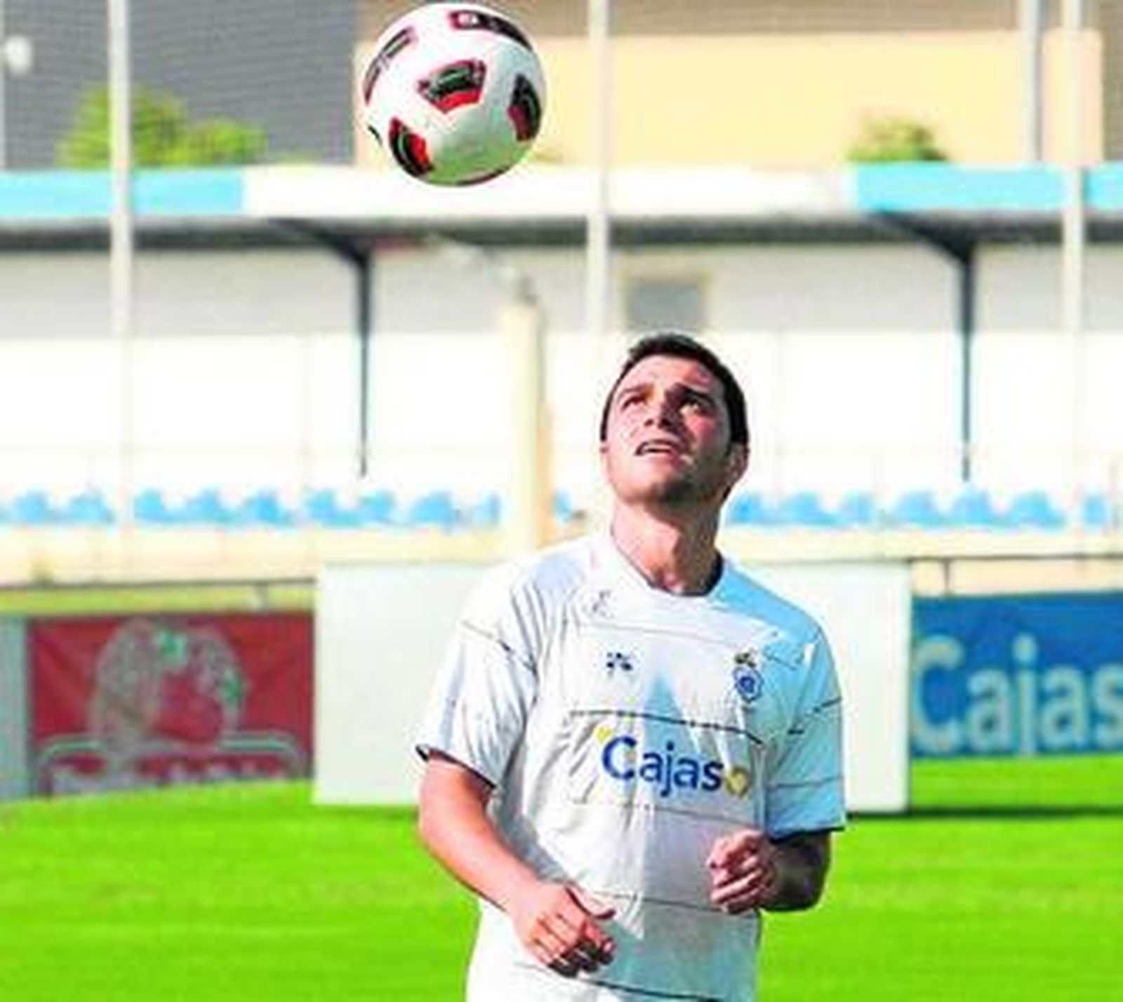 Adrián Colunga cuenta las horas que le quedan en Huelva.