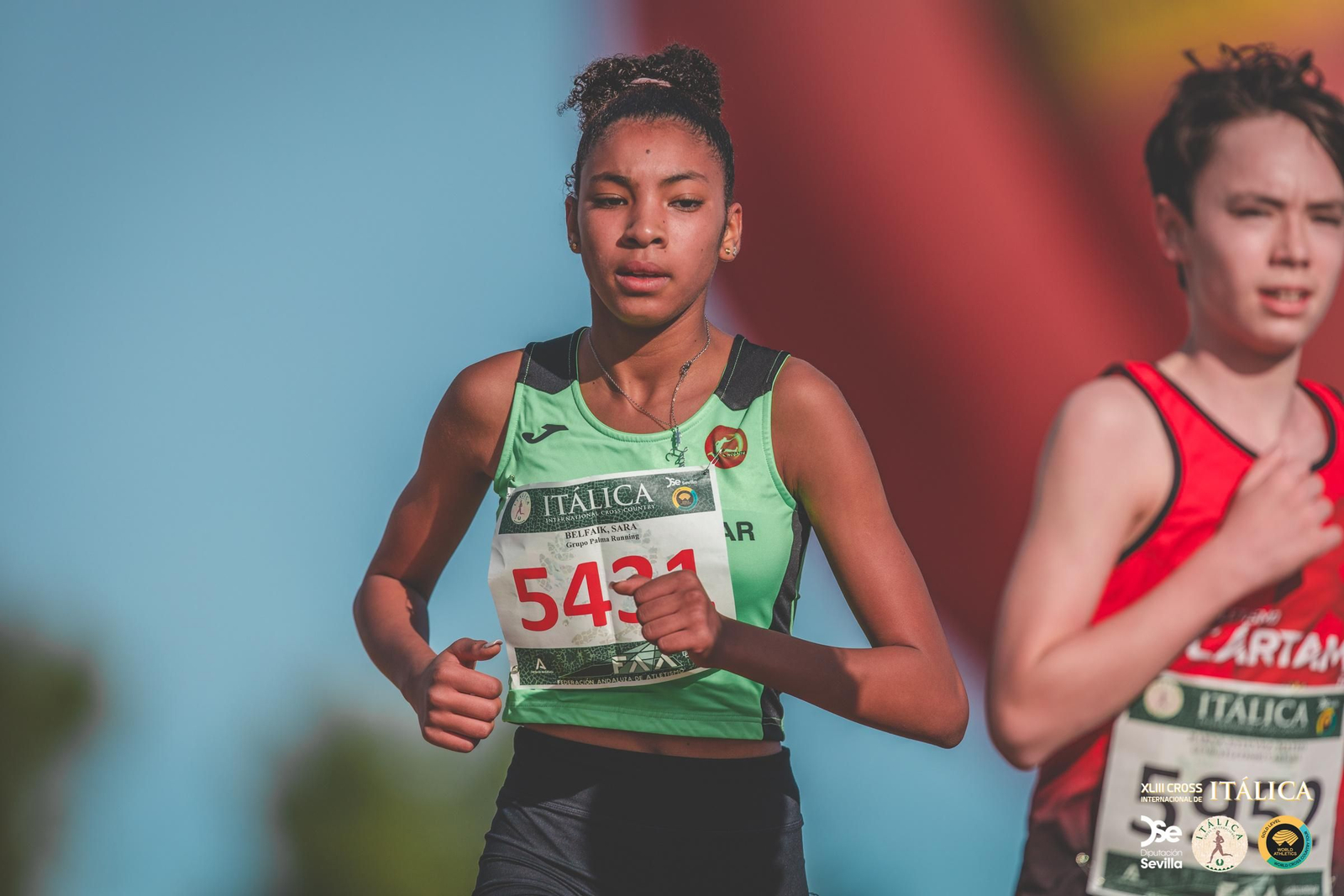 Búscate en las fotos del Cross de Itálica 2025 | 6